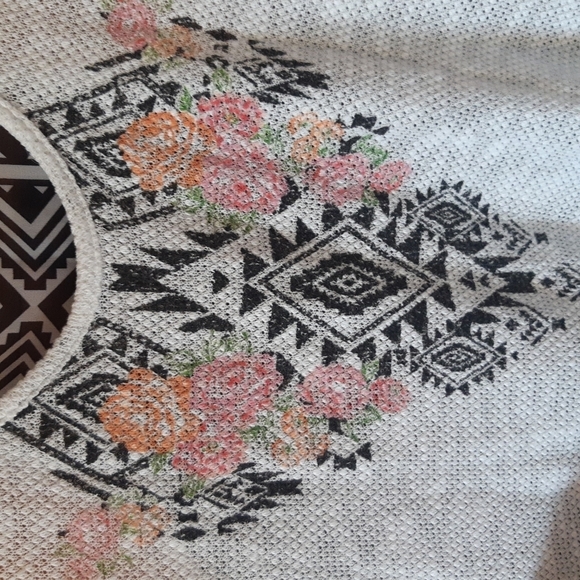 Almost Famous Swing Top 110 - Picture 6 of 6